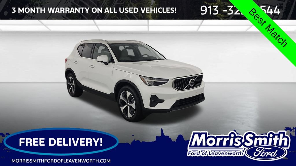 Used 2024 Volvo XC40 B5 Plus AWD/4WD image 1