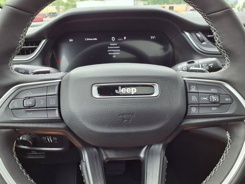 New 2026 Jeep Grand Cherokee L 4WD image 18