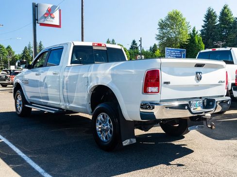 Used 2017 RAM 2500 Laramie w/ Convenience Group AWD/4WD image 4