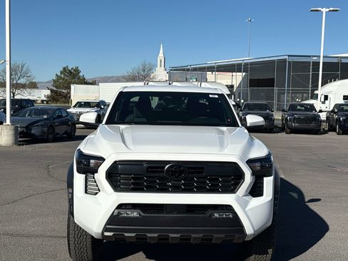 New 2026 Toyota Tacoma TRD Off-Road image 2