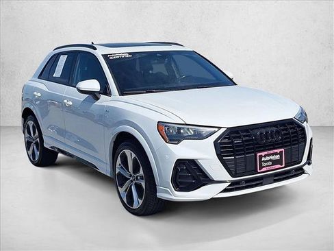 Used 2021 Audi Q3 2.0T Premium AWD/4WD image 3