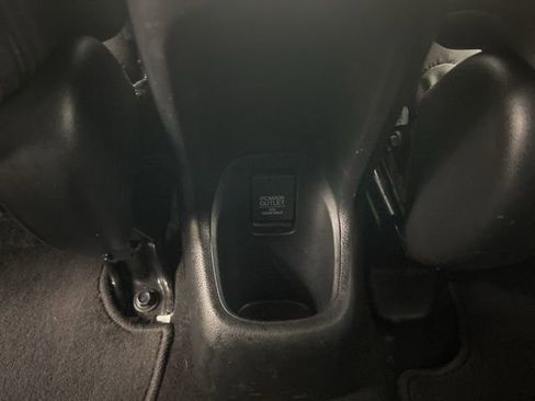 Used 2022 Honda HR-V Sport image 23