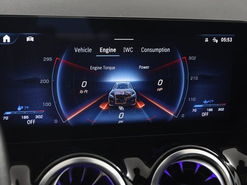 Used 2024 Mercedes-Benz GLA 35 AMG 4MATIC image 49