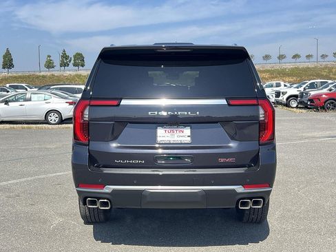 New 2026 GMC Yukon XL Denali w/ Denali Reserve Package AWD/4WD image 5