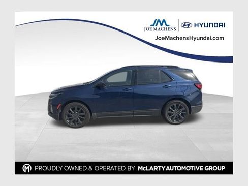 Used 2023 Chevrolet Equinox RS FWD image 1