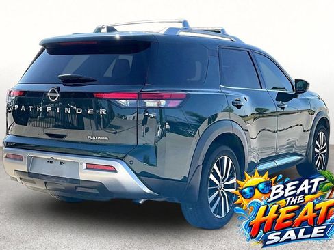 Used 2023 Nissan Pathfinder Platinum FWD image 13
