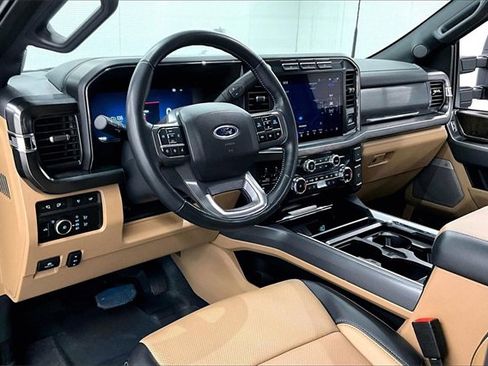 Used 2024 Ford F250 Lariat w/ Black Appearance Package image 13