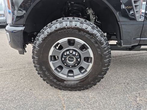 Used 2024 Ford F250 Platinum w/ Tremor Off-Road Package image 14