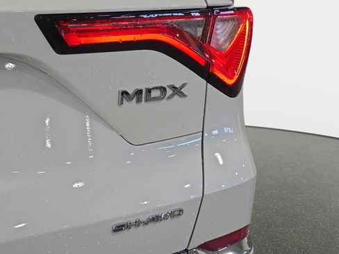 Used 2023 Acura MDX SH-AWD image 29