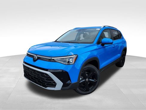 New 2025 Volkswagen Taos SEL image 3