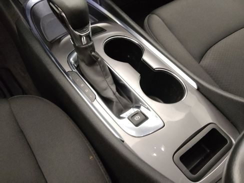 Used 2023 Chevrolet Malibu LT FWD image 26