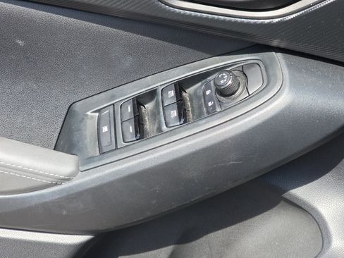 Used 2024 Subaru Crosstrek 2.0i Premium AWD/4WD image 27
