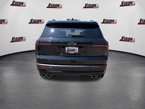 Used 2024 Chevrolet Traverse LT w/ Midnight/Sport Edition FWD image 6