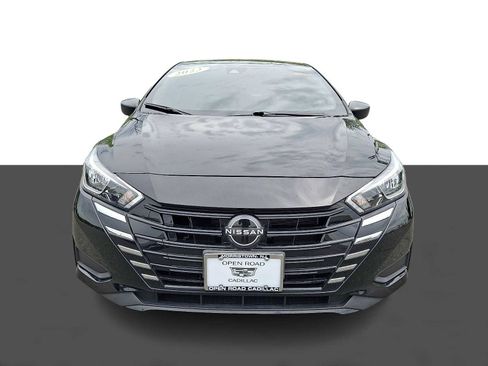Used 2023 Nissan Versa S w/ Trunk Package FWD image 2