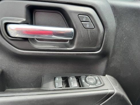 Used 2022 Chevrolet Silverado 1500 Custom w/ Safety Confidence Package RWD image 15