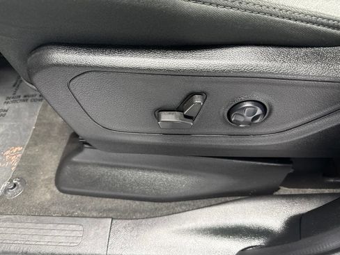 Used 2021 RAM 1500 Big Horn AWD/4WD image 17
