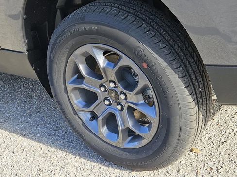 New 2025 Ford Maverick XLT w/ Equipment Group 302A image 9