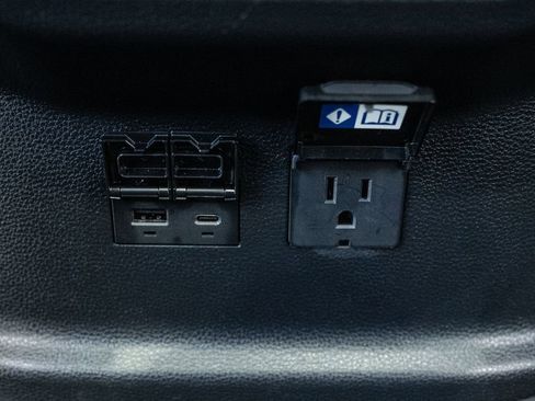 Certified 2023 Toyota Sequoia Capstone image 36