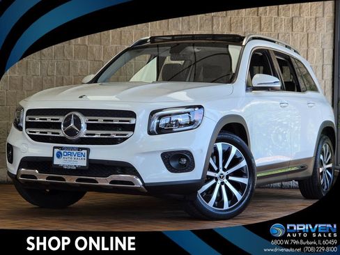 Used 2020 Mercedes-Benz GLB 250 4MATIC w/ Premium Package image 1