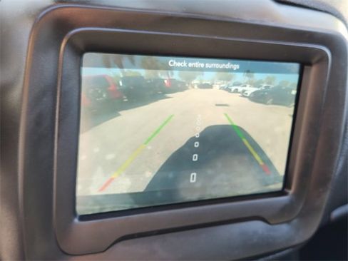 Used 2020 Jeep Renegade Latitude w/ Cold Weather Group image 27