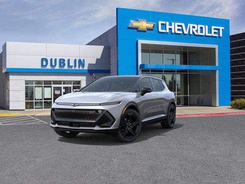 New 2026 Chevrolet Equinox EV RS image 9