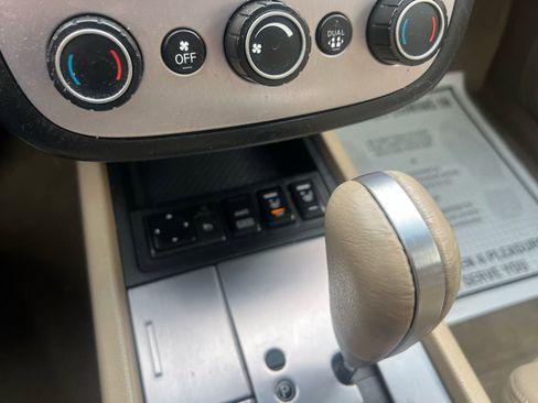 Used 2005 Nissan Murano SE w/ (G02) SE Touring Pkg image 17