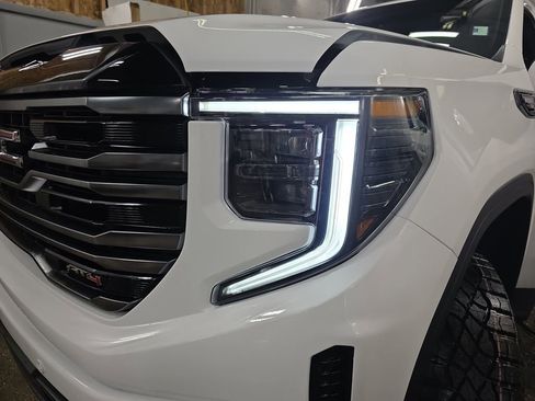 New 2026 GMC Sierra 1500 AT4 w/ AT4 Premium Package AWD/4WD image 29