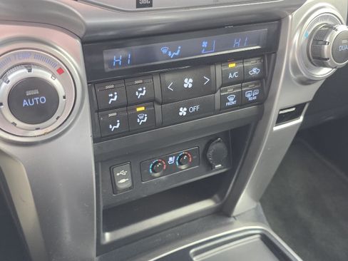 Used 2014 Toyota 4Runner Limited image 20