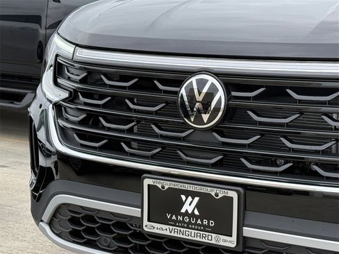 New 2026 Volkswagen Atlas Cross Sport SE image 4