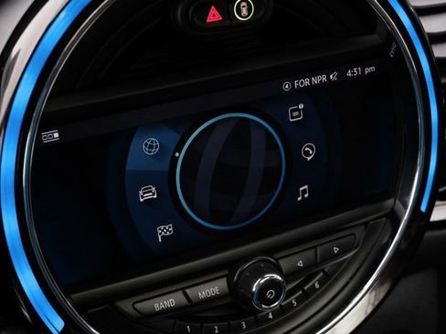 Used 2021 MINI Cooper Clubman S w/ Driver Assistance Package image 28