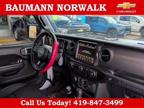 Used 2022 Jeep Wrangler Unlimited Sport AWD/4WD image 12