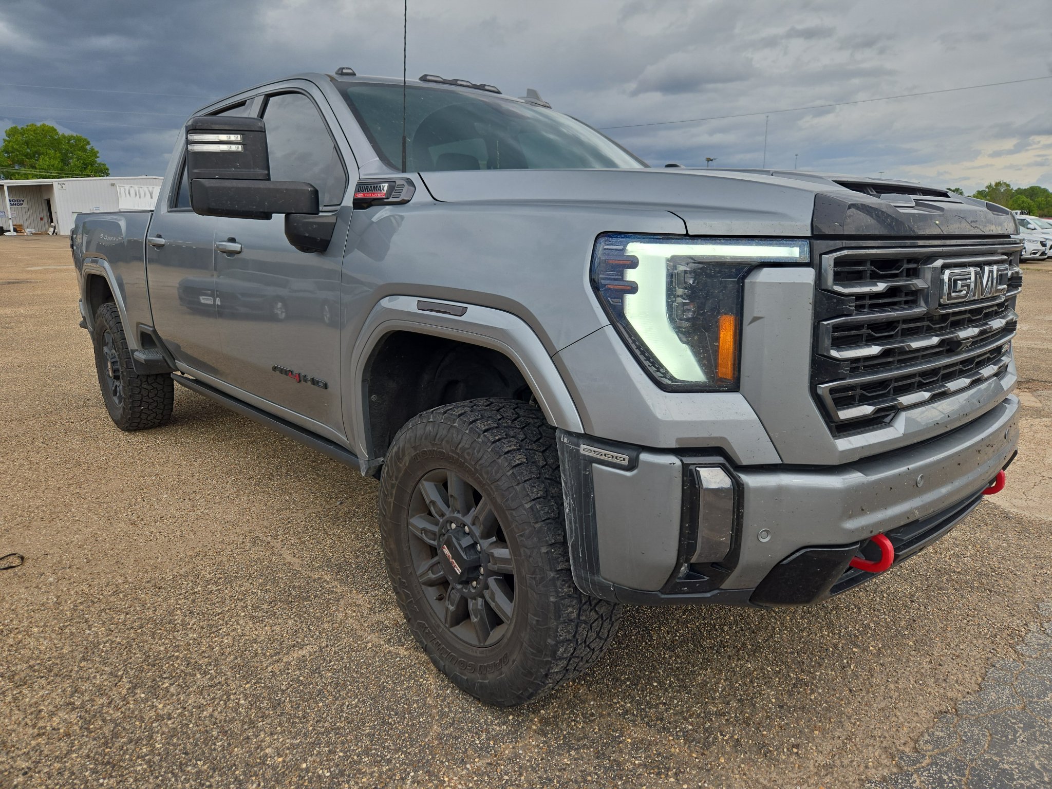 Used 2024 GMC Sierra 2500 AT4 w/ AT4 Premium Plus Package AWD/4WD image 7