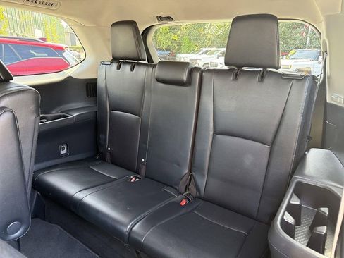 Used 2024 Toyota Grand Highlander Limited image 27