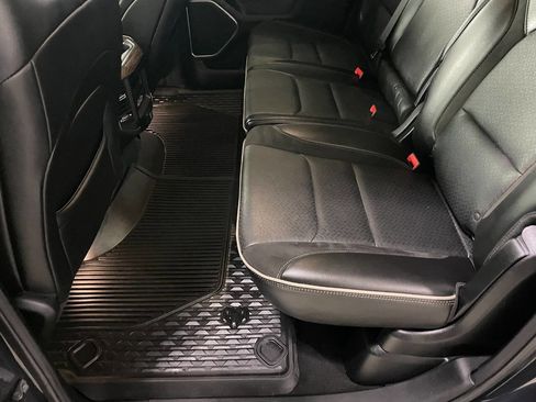 Used 2019 RAM 1500 Laramie image 23