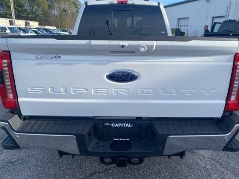 Used 2025 Ford F250 Lariat w/ Lariat Ultimate Package image 5