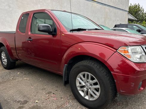 Used 2017 Nissan Frontier SV RWD image 4