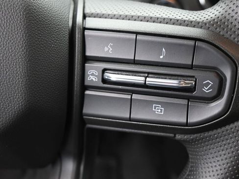 Used 2025 Chevrolet Colorado W/T w/ WT Custom Package image 25