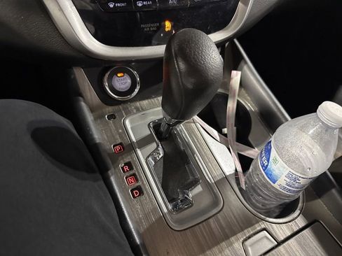 Used 2015 Nissan Murano S w/ Navigation Package image 21