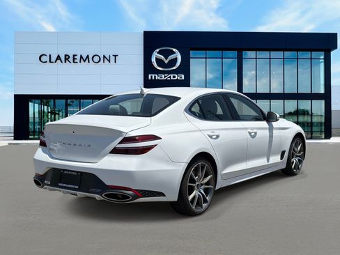 Used 2025 Genesis G70 2.5T RWD image 5