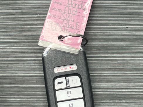 Used 2022 Honda Pilot TrailSport image 21