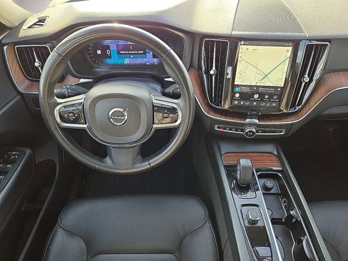 Used 2024 Volvo XC60 B5 Plus w/ Protection Package Premier AWD/4WD image 19