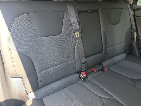 Used 2024 Kia Niro Wind w/ Wind Preserve Package FWD image 20