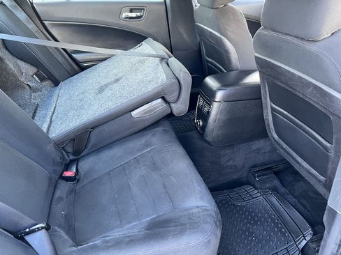 Used 2014 Dodge Charger SE RWD image 18