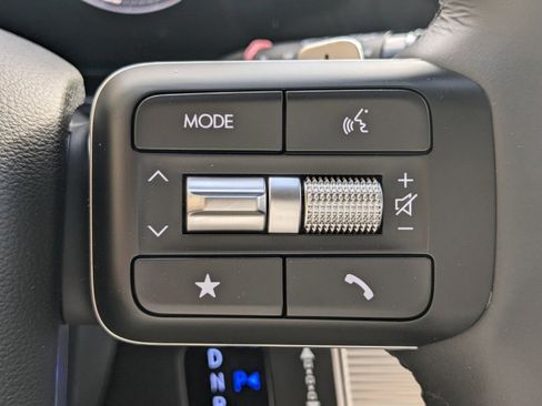 Used 2024 Hyundai Santa Fe XRT image 26