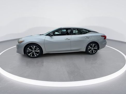Used 2017 Nissan Maxima 3.5 SL FWD image 5