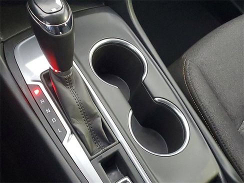 Certified 2019 Chevrolet Equinox LT image 28