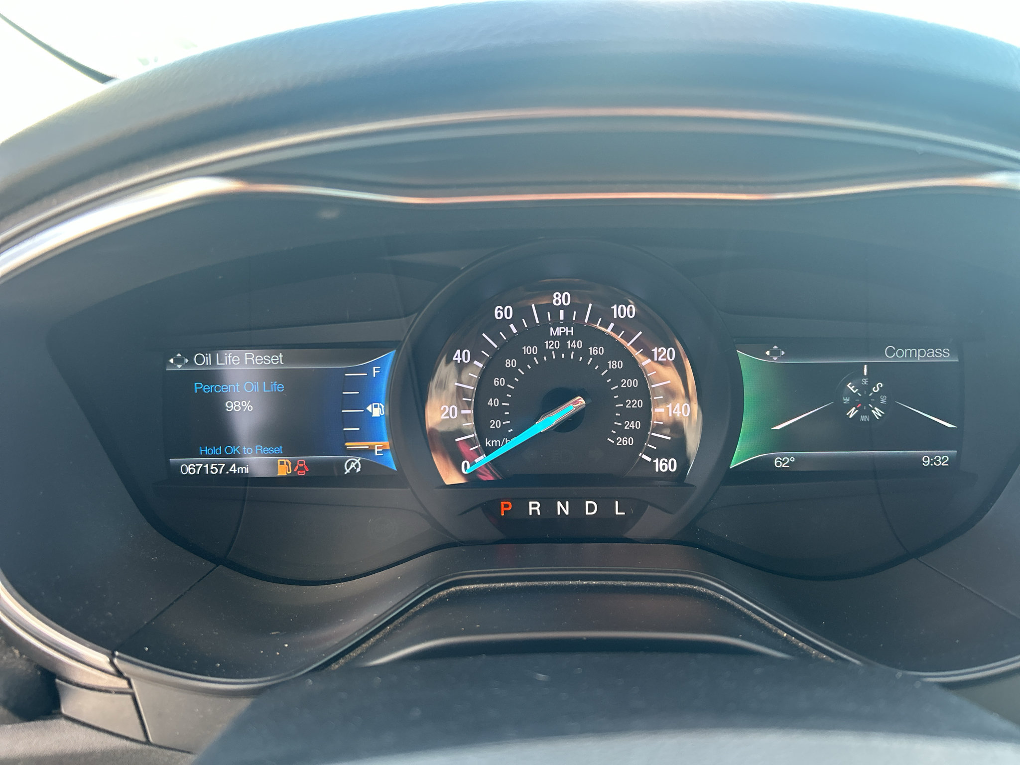 Used 2020 Ford Fusion SE FWD image 14