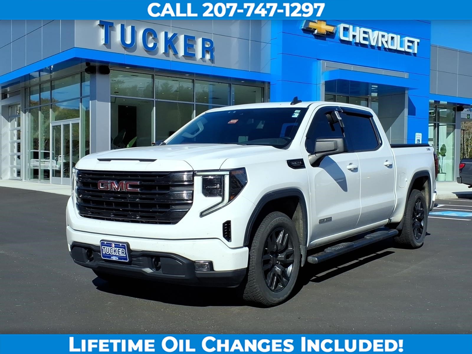 Used 2024 GMC Sierra 1500 Elevation w/ X31 Off-Road Package AWD/4WD image 1