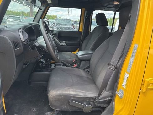 Used 2015 Jeep Wrangler Unlimited Sport AWD/4WD image 12