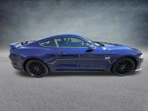 Used 2018 Ford Mustang GT Premium w/ GT Performance Package RWD image 8